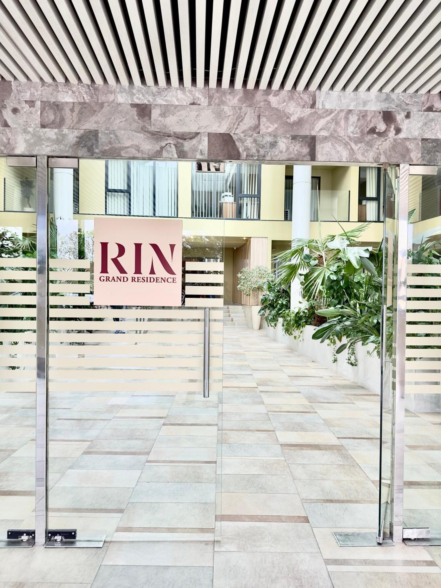 בוקרשט Romeo Nights - Love Rooms - Adults Only מראה חיצוני תמונה